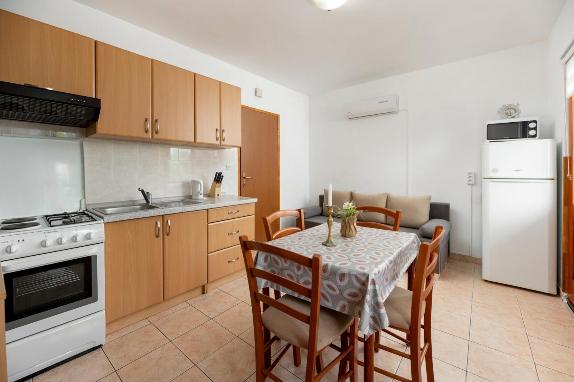 House Bruno Apartman *